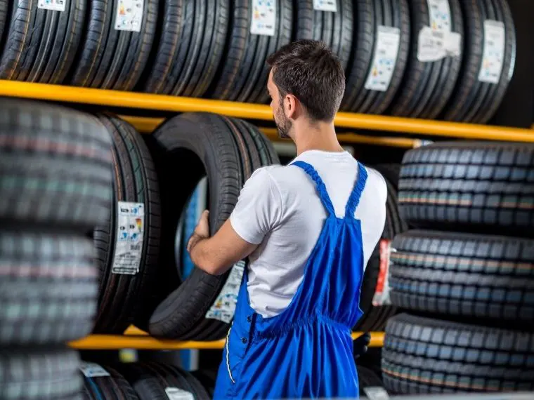 Reisdere Oto Lastikçi